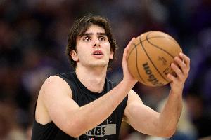 雷诺：NBA球员带伤作战成常态，迎难而上方显职业体育魅力